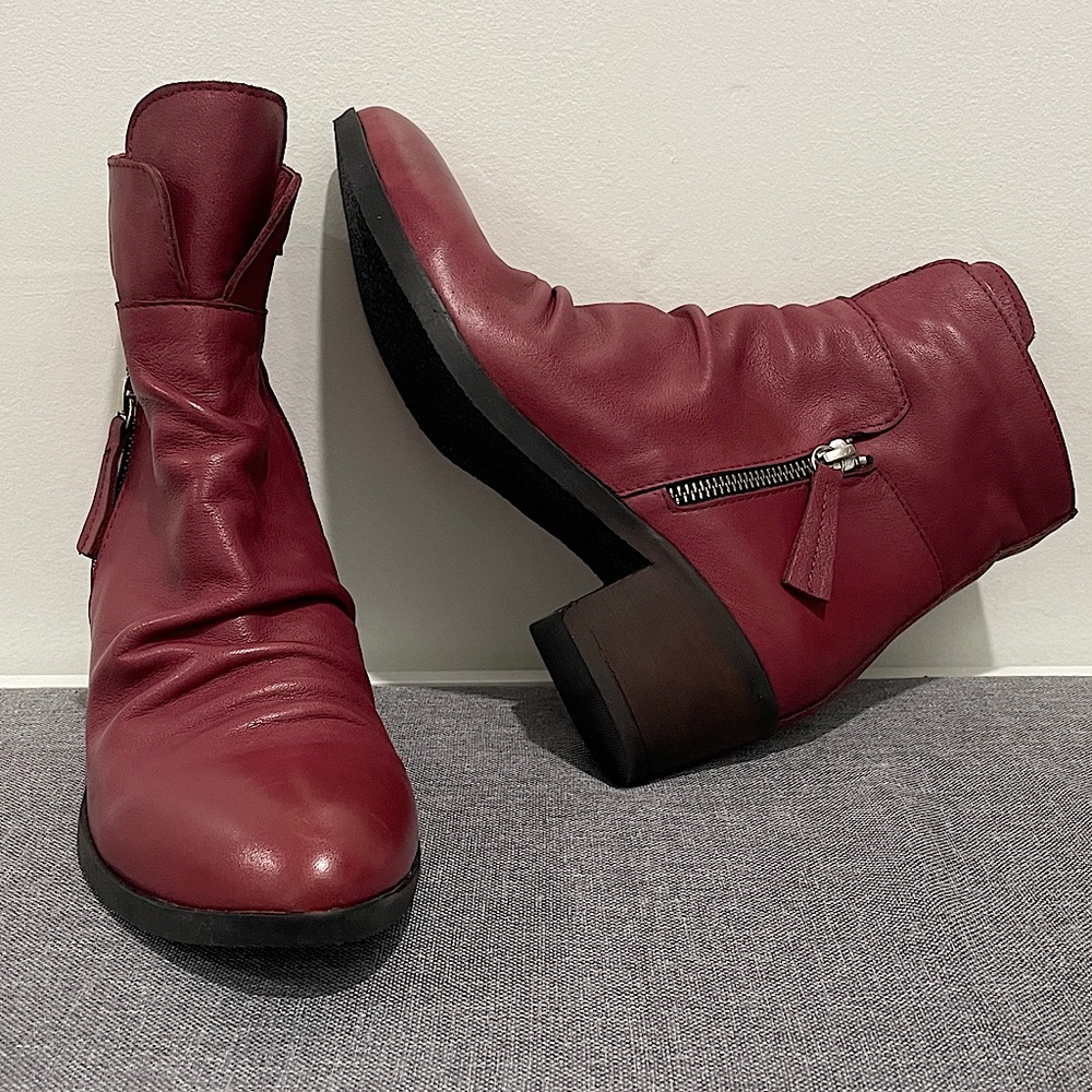 NEW Free People BUENO plum COLBIE BURGUNDY soft leather ankle booties NO BOX 6.5